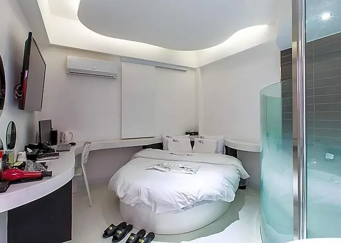 Kondae Plein Otel 2*